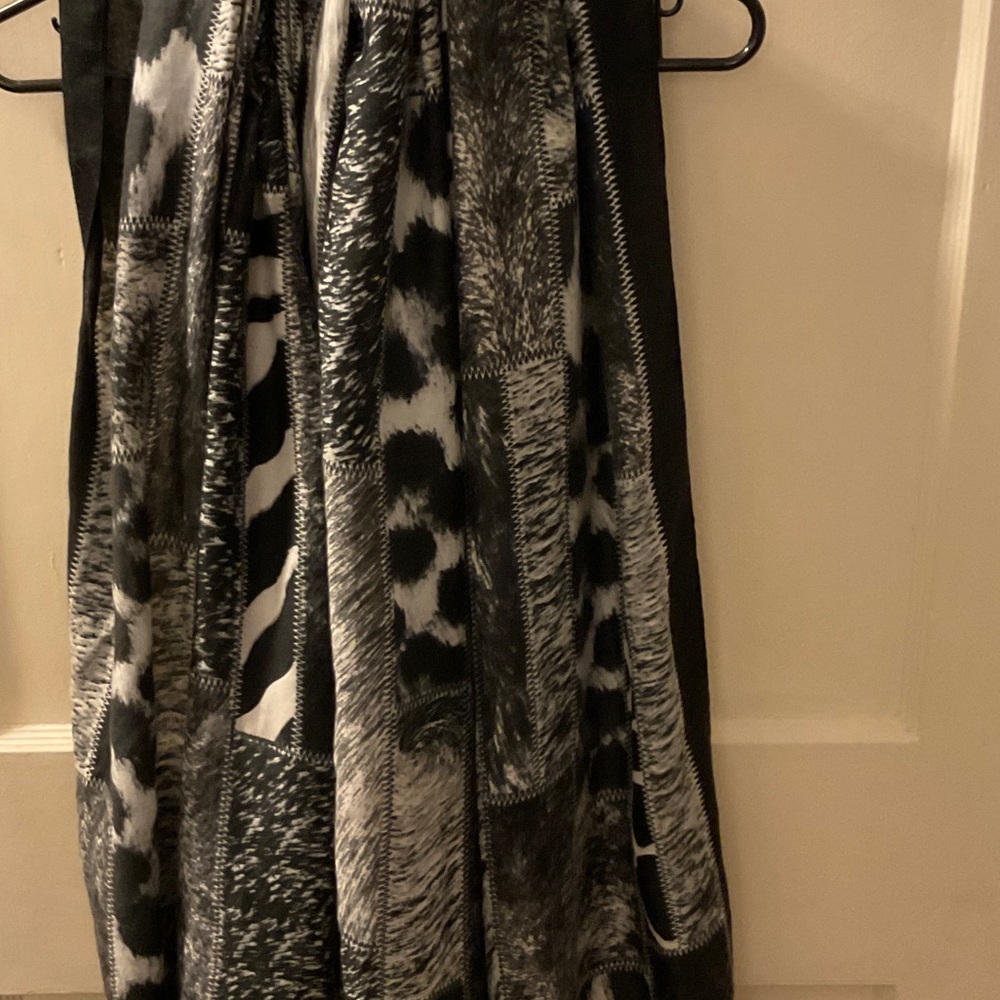 Michael Kors Black and White Patterned Scarf 36” x 71”